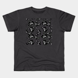 Pattern of Ovals with Drama Queen Typography Kids T-Shirt